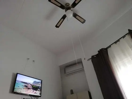 Dört Kişilik Oda, Ortak Banyo, Park Manzaralı