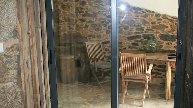 Tek Büyük Yataklı Oda (Treixadura)