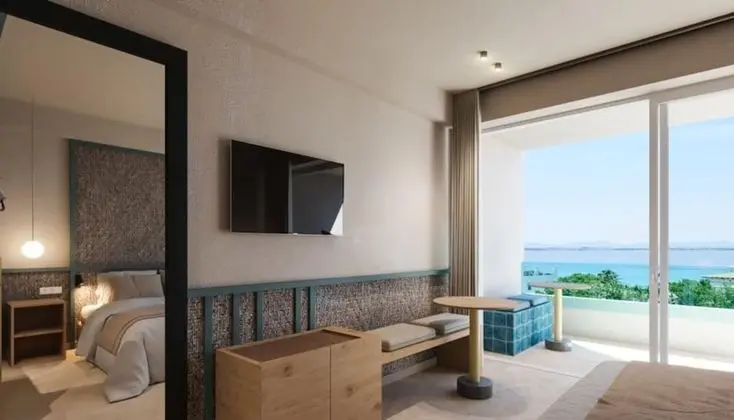 Superior Tek Büyük veya İki Ayrı Yataklı Oda, Balkon, Deniz Manzaralı (2 Adults)