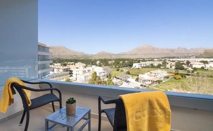 Tek Büyük veya İki Ayrı Yataklı Oda, Balkon (2 Adults + 1 Child)