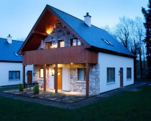 Cottage King Room