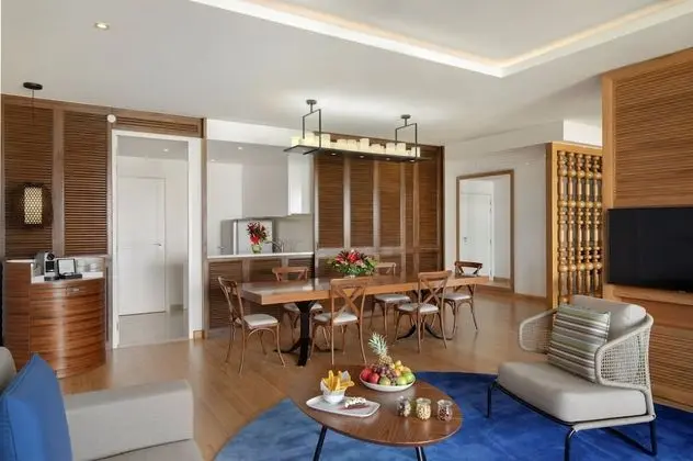 Deluxe Süit, 1 En Büyük (King) Boy Yatak, Okyanus Manzaralı (Dining Area)