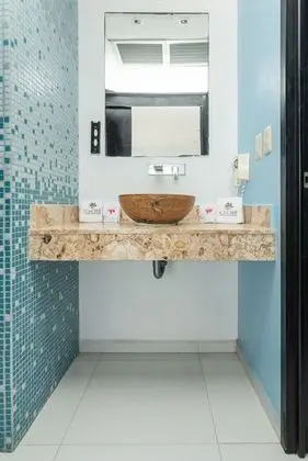 Standard Tek Büyük veya İki Ayrı Yataklı Oda, Havuz Kullanımı