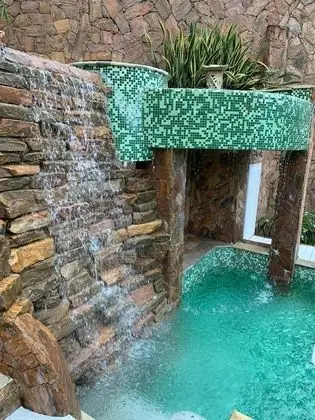 Oda (Suite Fogo Hidro Piscina Deck)