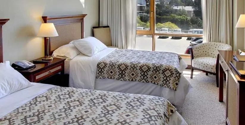 Standard Tek Büyük Yataklı Oda, 2 Tek Kişilik Yatak, Kısmi Göl Manzaralı