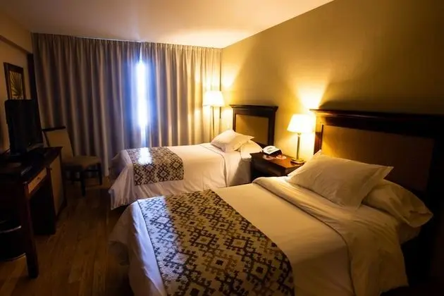 Standard Tek Büyük Yataklı Oda, 2 Tek Kişilik Yatak, Kısmi Göl Manzaralı