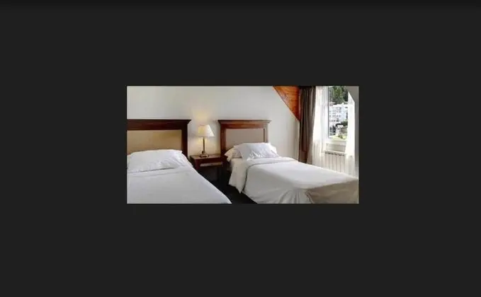 Standard Tek Büyük Yataklı Oda, 2 Tek Kişilik Yatak, Kısmi Göl Manzaralı