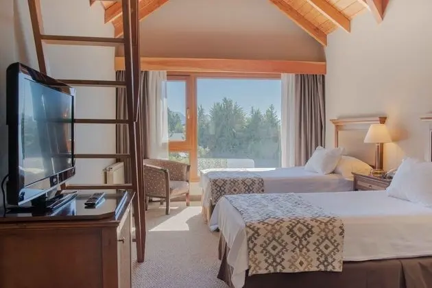 Standard Tek Büyük Yataklı Oda, 2 Tek Kişilik Yatak, Kısmi Göl Manzaralı