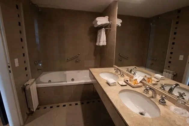 Superior Tek Büyük Yataklı Oda, 2 Tek Kişilik Yatak, Göl Manzaralı