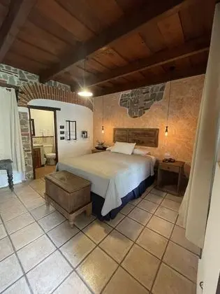 Deluxe Oda, 1 En Büyük (King) Boy Yatak