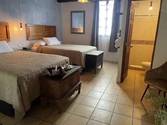 Dört Kişilik Oda, 2 Büyük (Queen) Boy Yatak