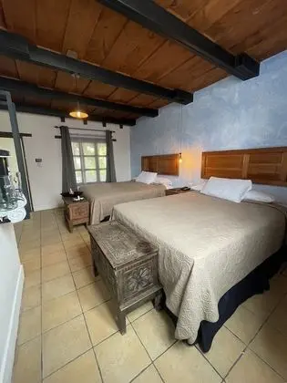 Dört Kişilik Oda, 2 Büyük (Queen) Boy Yatak