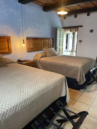 Dört Kişilik Oda, 2 Büyük (Queen) Boy Yatak