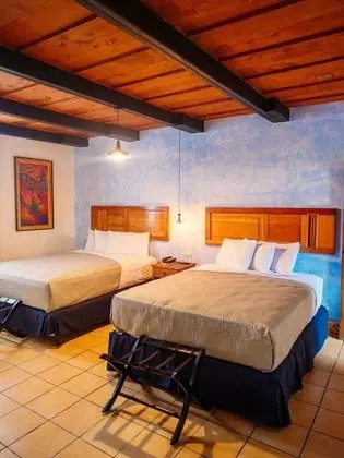 Dört Kişilik Oda, 2 Büyük (Queen) Boy Yatak