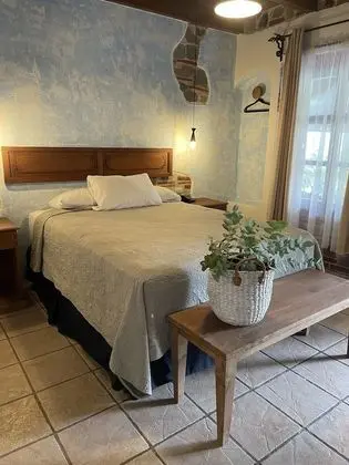 Oda, 1 Büyük (Queen) Boy Yatak