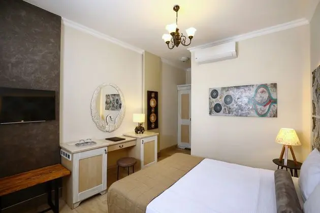 https://images.etstur.com/imgproxy/resize/2560x1440/files/images/hotelImages/etsrooms/425/Club_Cactus_Fleur_Beach_20250214095540_2.jpg