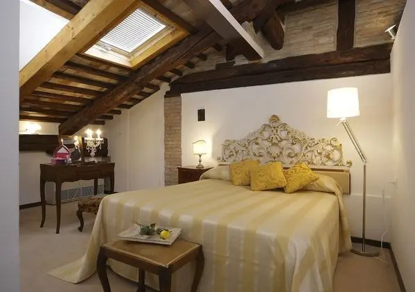 Economy Tek Büyük Yataklı Oda