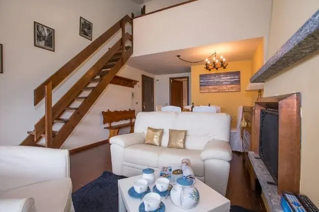 Family Apart Daire, Birden Çok Yatak, 2 Banyolu, Bahçeli (Cadenabbia Vista Lago)