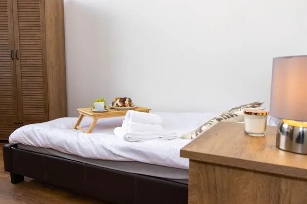 Comfort Tek Büyük Yataklı Oda, Ortak Banyo (1st Floor )
