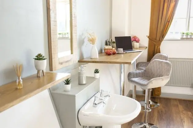 Comfort Tek Büyük Yataklı Oda, Ortak Banyo (1st Floor )