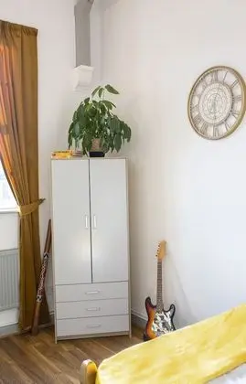 Comfort Tek Büyük Yataklı Oda, Ortak Banyo (1st Floor )