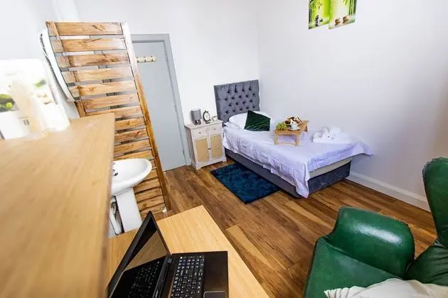 Comfort Tek Kişilik Oda, Ortak Banyo (1st Floor )