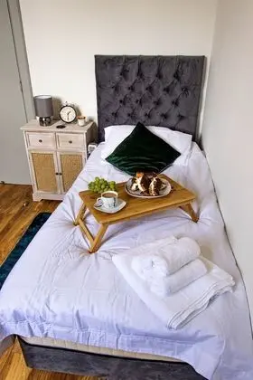 Comfort Tek Kişilik Oda, Ortak Banyo (1st Floor )