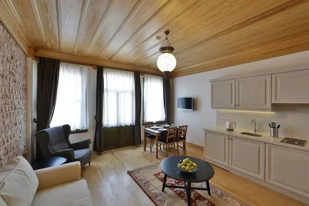 Apartment, Balcony