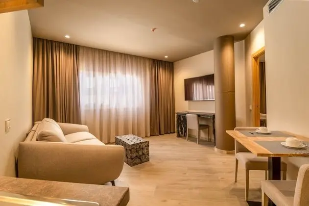 Superior Apart Daire