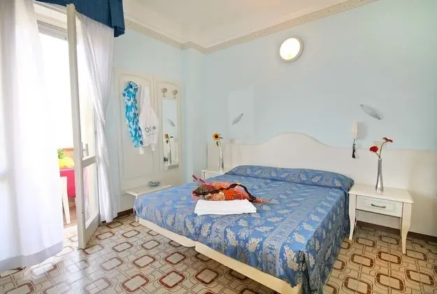 Tek Büyük Yataklı Oda, Balkon
