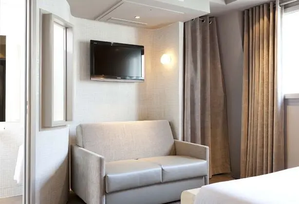Comfort Üç Kişilik Oda (Bâtiment 2)