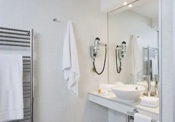 Comfort Üç Kişilik Oda (Bâtiment 2)