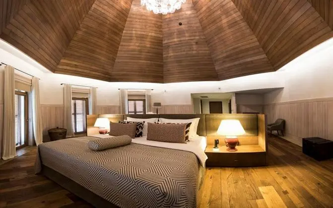 Executive Suite, Bahçe Manzaralı