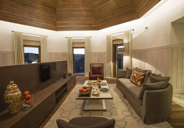 Executive Suite, Bahçe Manzaralı
