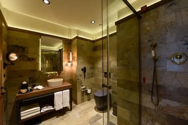 Suite, Bahçe Manzaralı