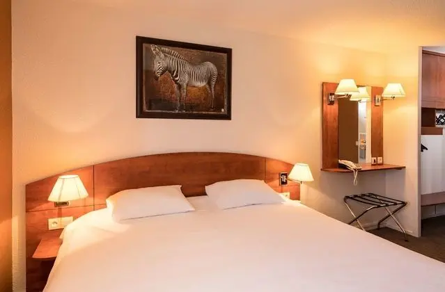 Standard Oda, 1 Çift Kişilik Yatak