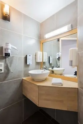 Standard Oda, 1 Çift Kişilik Yatak