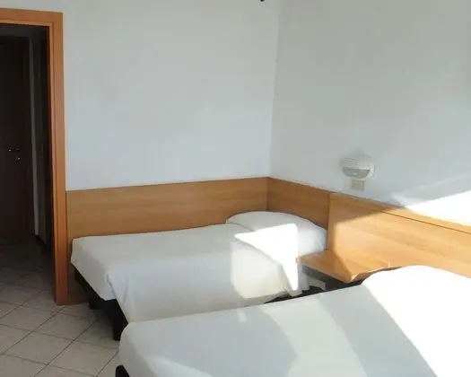 Üç Kişilik Oda, Balkon, Deniz Manzaralı