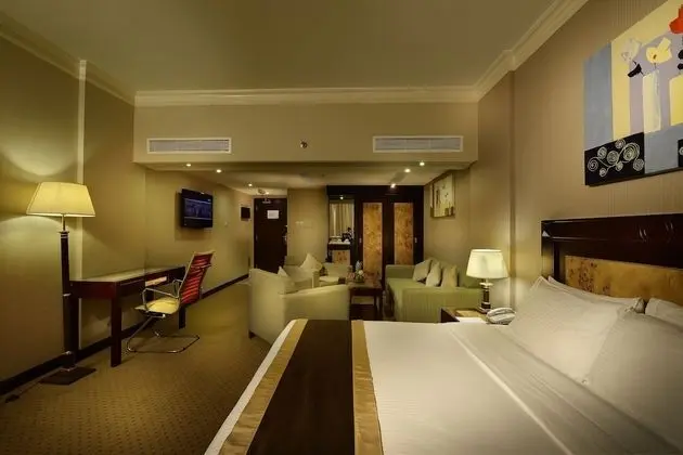 Deluxe Tek Büyük Yataklı Oda