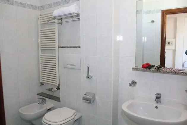 Üç Kişilik Oda, Balkon, Deniz Manzaralı