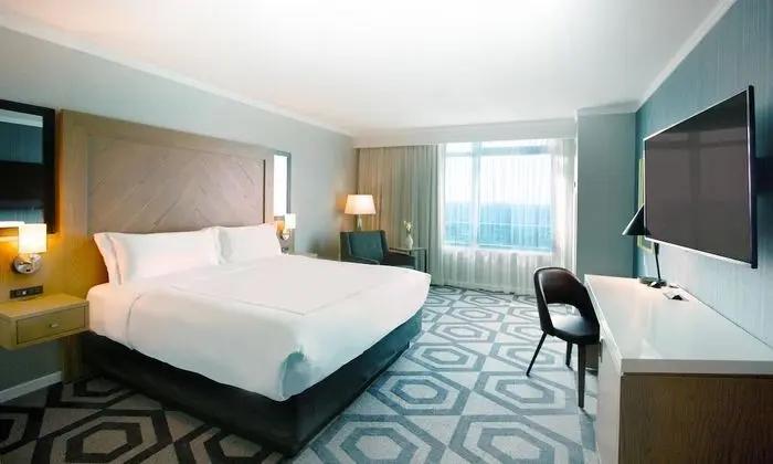 Forum Tower Deluxe Room, 1 King Bed, Non Smoking (Forum - adults only)