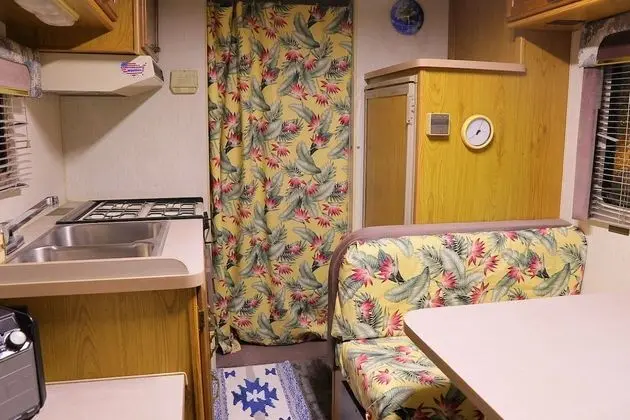 Dört Kişilik Oda (Camping Car)