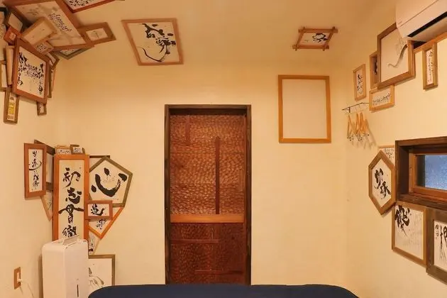 Üç Kişilik Oda