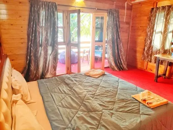 Deluxe AC Sea Facing High Rise Hut