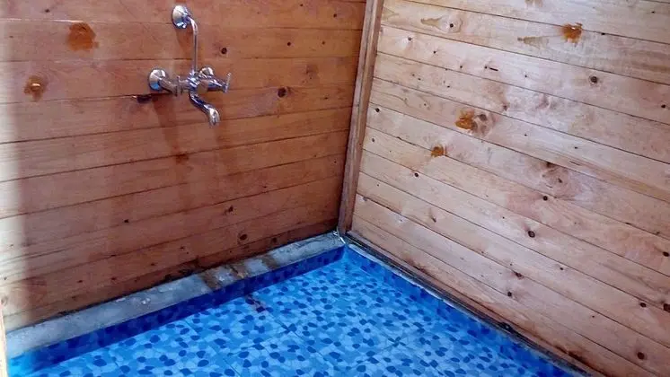 Deluxe AC Sea Facing High Rise Hut