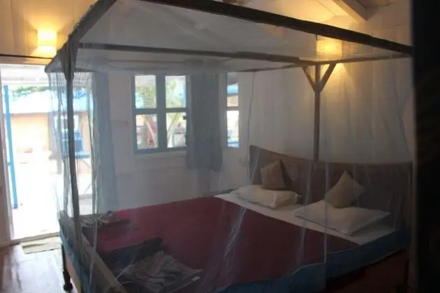 Deluxe Kır Evi, Plaj Kenarı (AC Sea Front)