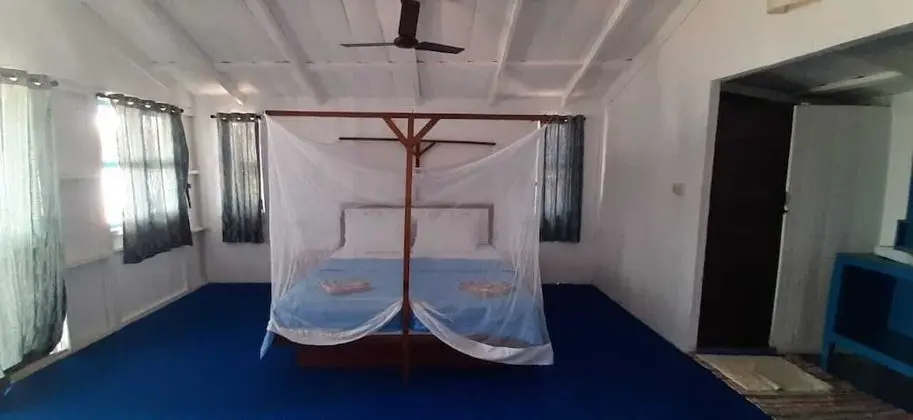 Deluxe Kır Evi, Plaj Kenarı (AC Sea Front)