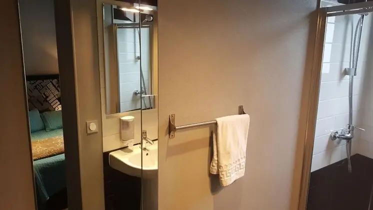 Classic Tek Büyük Yataklı Oda, Özel Banyo (shared toilets)