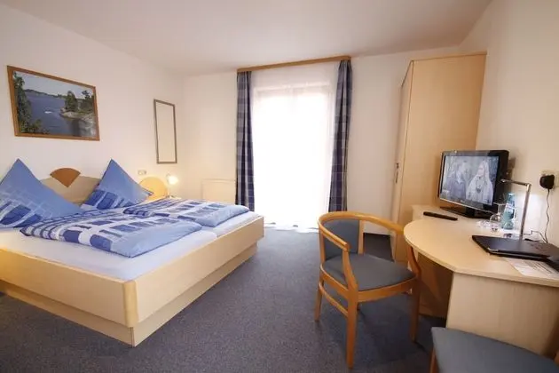 Tek Büyük veya İki Ayrı Yataklı Oda