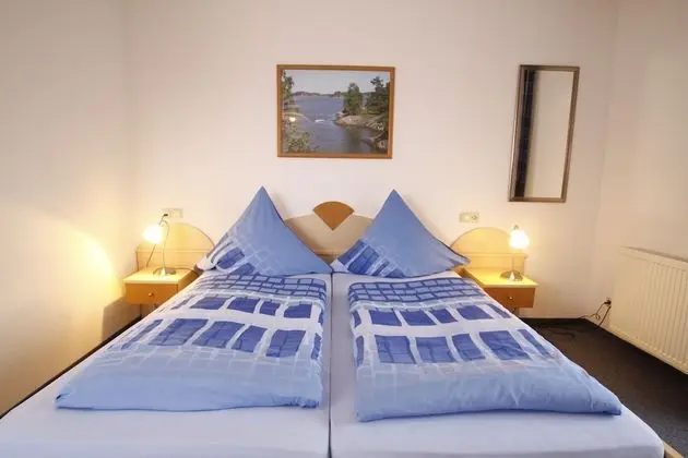 Tek Büyük veya İki Ayrı Yataklı Oda